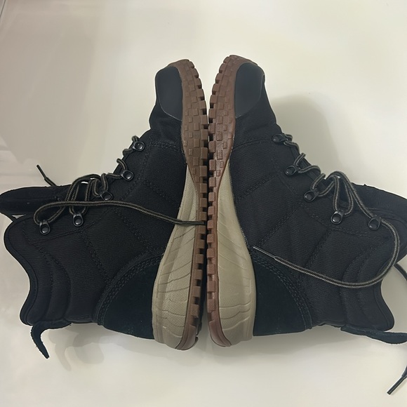 Columbia Fairbanks Boot - Picture 5 of 8